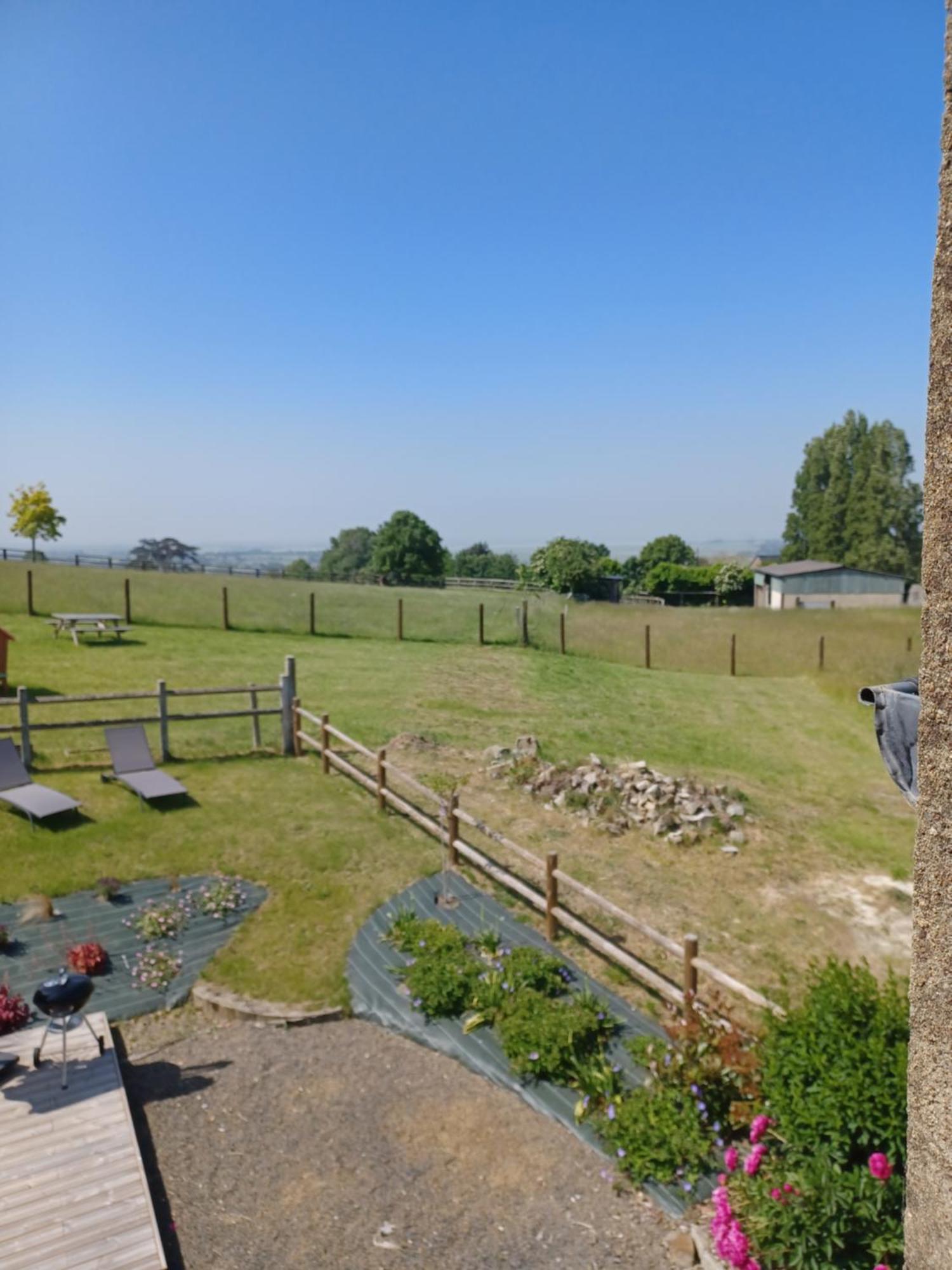 Studio Avec Vue Sur La Baie Avranches Zewnętrze zdjęcie